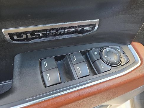 Certified 2024 GMC Sierra 1500 Denali Ultimate AWD/4WD image 15