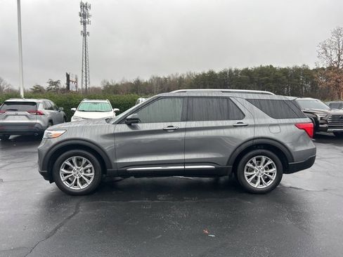 Used 2021 Ford Explorer Limited w/ Equipment Group 301A image 10