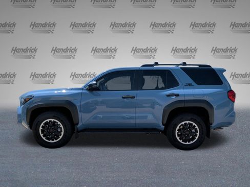 Used 2025 Toyota 4Runner TRD Off-Road Premium AWD/4WD image 10