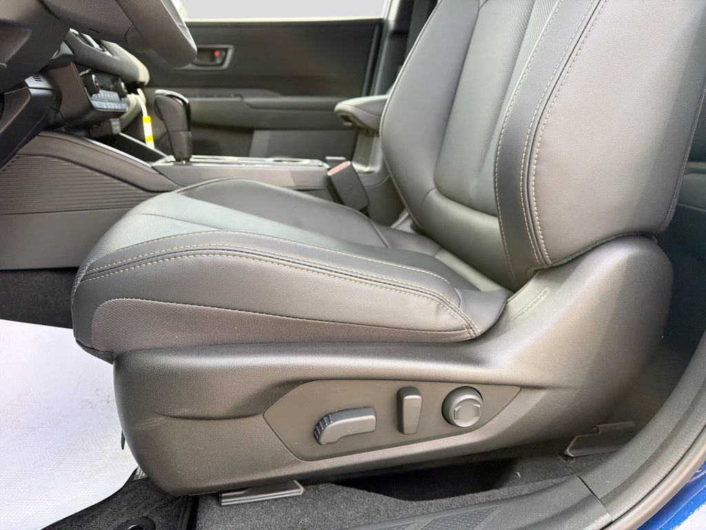 New 2026 Subaru Outback Limited AWD/4WD image 16