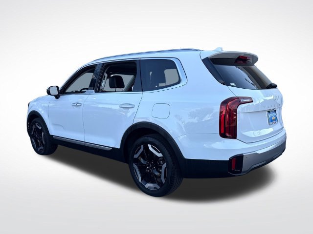 Used 2025 Kia Telluride S AWD/4WD image 3