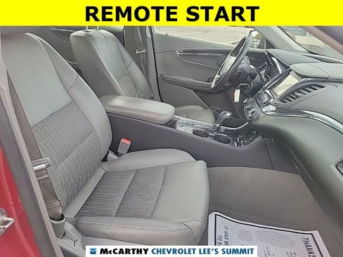 Used 2014 Chevrolet Impala LT w/ Convenience Package image 16