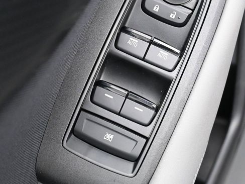 Used 2023 Subaru Outback Premium image 13