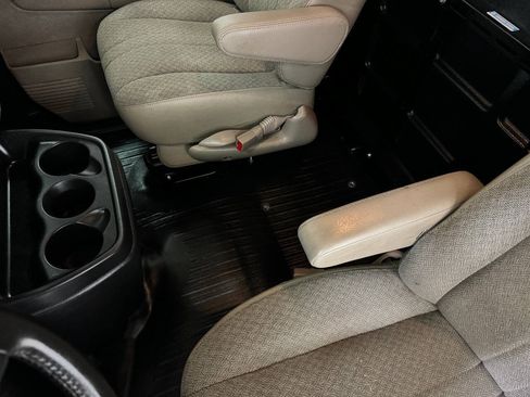 Used 2021 Chevrolet Express 2500 w/ Driver Convenience Package RWD image 46