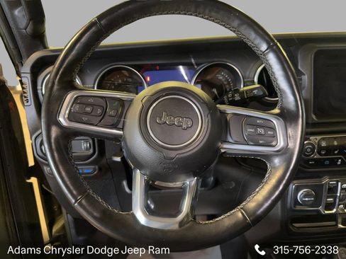 Used 2023 Jeep Wrangler Unlimited Sahara w/ Cold Weather Group AWD/4WD image 15