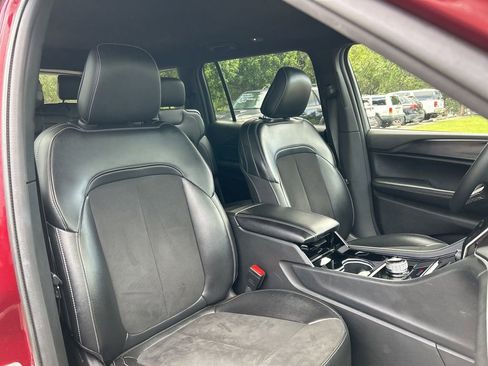 Used 2023 Jeep Grand Cherokee L Altitude image 37