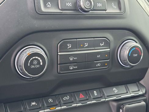 Used 2025 Chevrolet Silverado 1500 Custom Trail Boss image 21