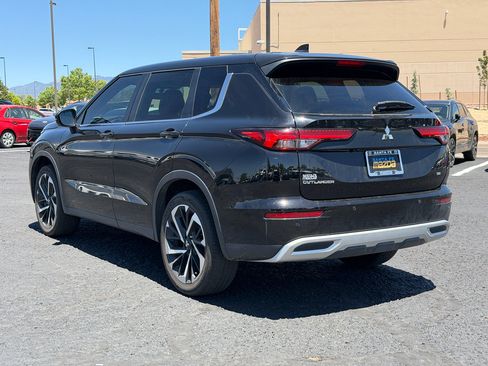 Used 2022 Mitsubishi Outlander SEL Black Edition FWD image 4