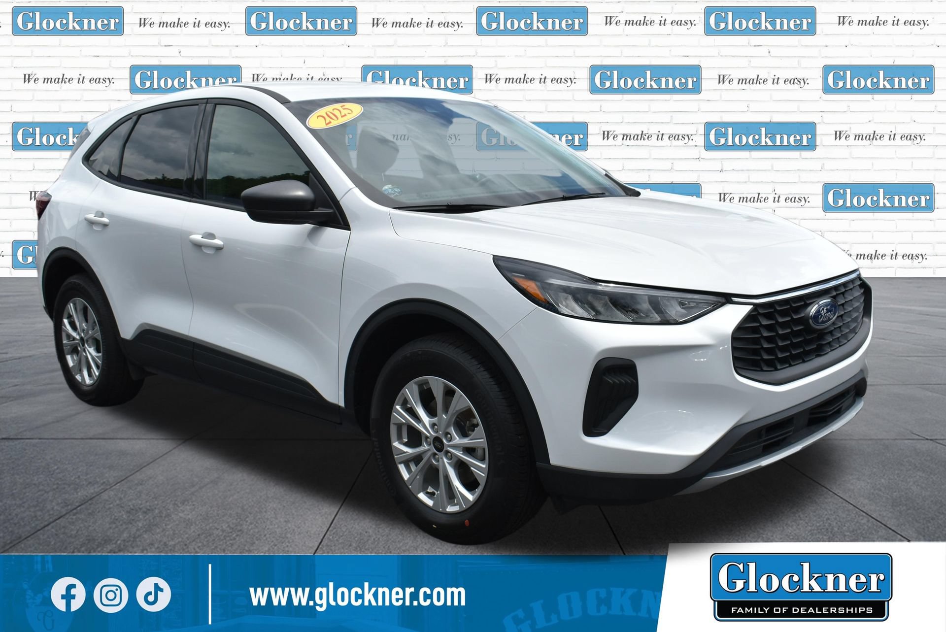 Used 2025 Ford Escape Active AWD/4WD image 3