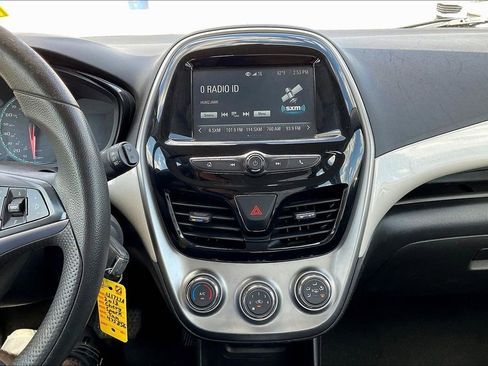 Used 2018 Chevrolet Spark LT image 23