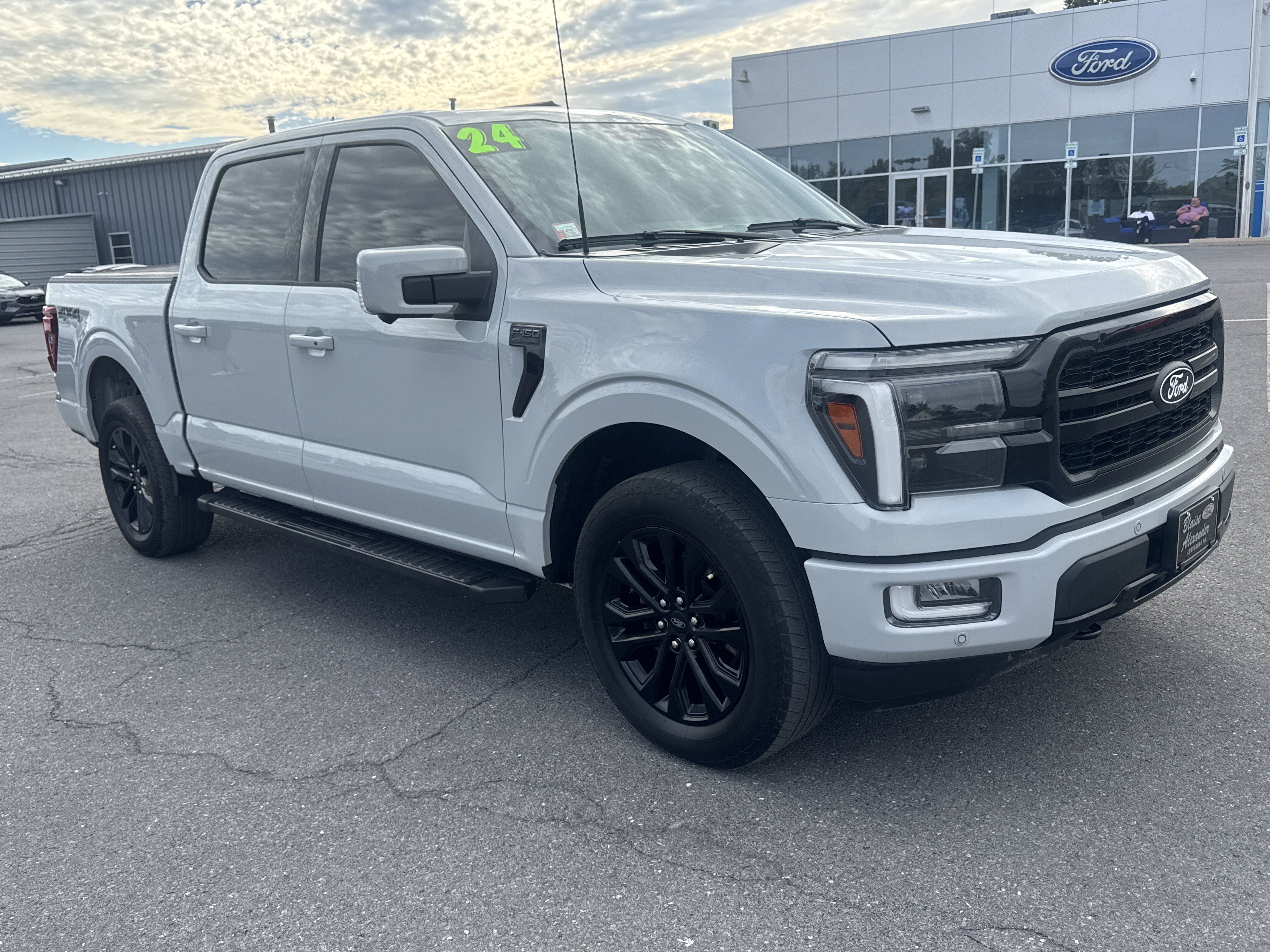 Certified 2024 Ford F150 Lariat AWD/4WD image 1