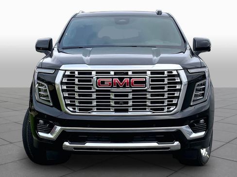 New 2026 GMC Yukon XL Denali w/ Denali Reserve Package AWD/4WD image 3