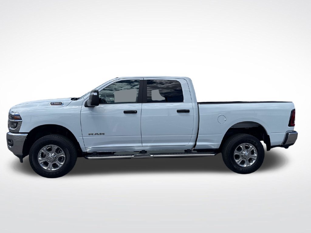 Used 2026 RAM 2500 Big Horn AWD/4WD image 2