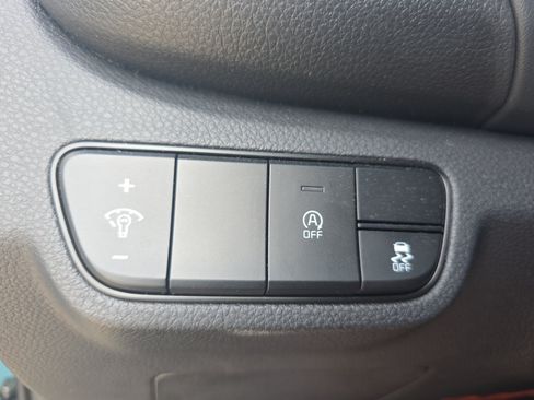 Certified 2026 Kia Seltos EX FWD image 26