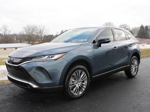 Used 2021 Toyota Venza Limited w/ Advanced Technology Package image 4