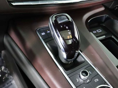 Used 2024 Cadillac Escalade Sport Platinum w/ LPO, ONYX Package image 21