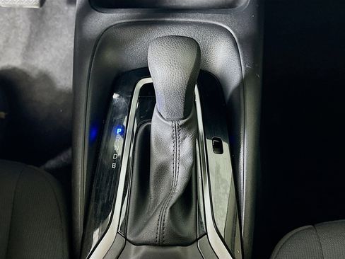 Used 2023 Toyota Corolla LE image 24