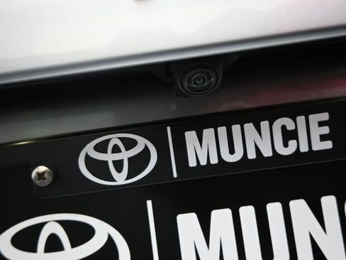 Used 2025 Toyota Camry LE image 41