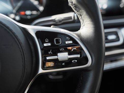 Used 2021 Mercedes-Benz Maybach GLS 600 Maybach GLS 600 image 69