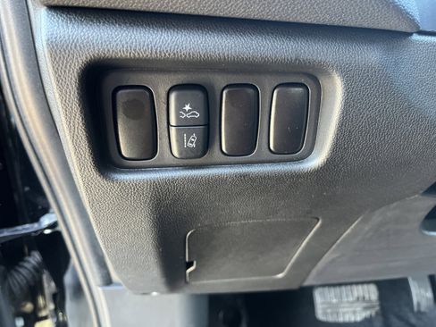 Used 2025 Mitsubishi Outlander Sport ES image 19