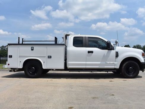 Used 2022 Ford F350 XL RWD image 3
