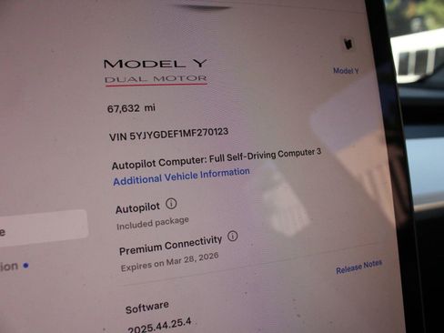 Used 2021 Tesla Model Y Performance AWD/4WD image 31