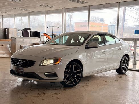 Used 2017 Volvo S60 T5 Dynamic w/ Vision Package image 1
