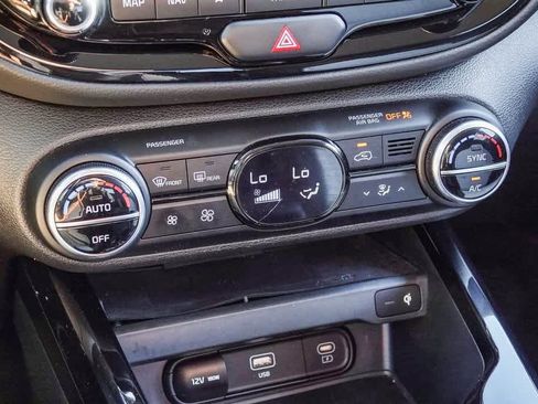 Certified 2024 Kia Soul GT-Line image 21