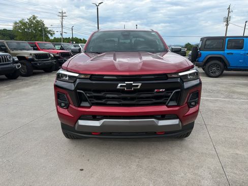 New 2026 Chevrolet Colorado Z71 w/ Technology Package AWD/4WD image 3
