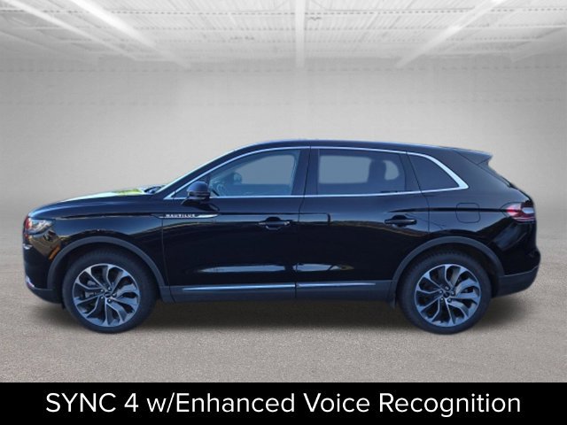 Certified 2022 Lincoln Nautilus Reserve AWD/4WD image 5