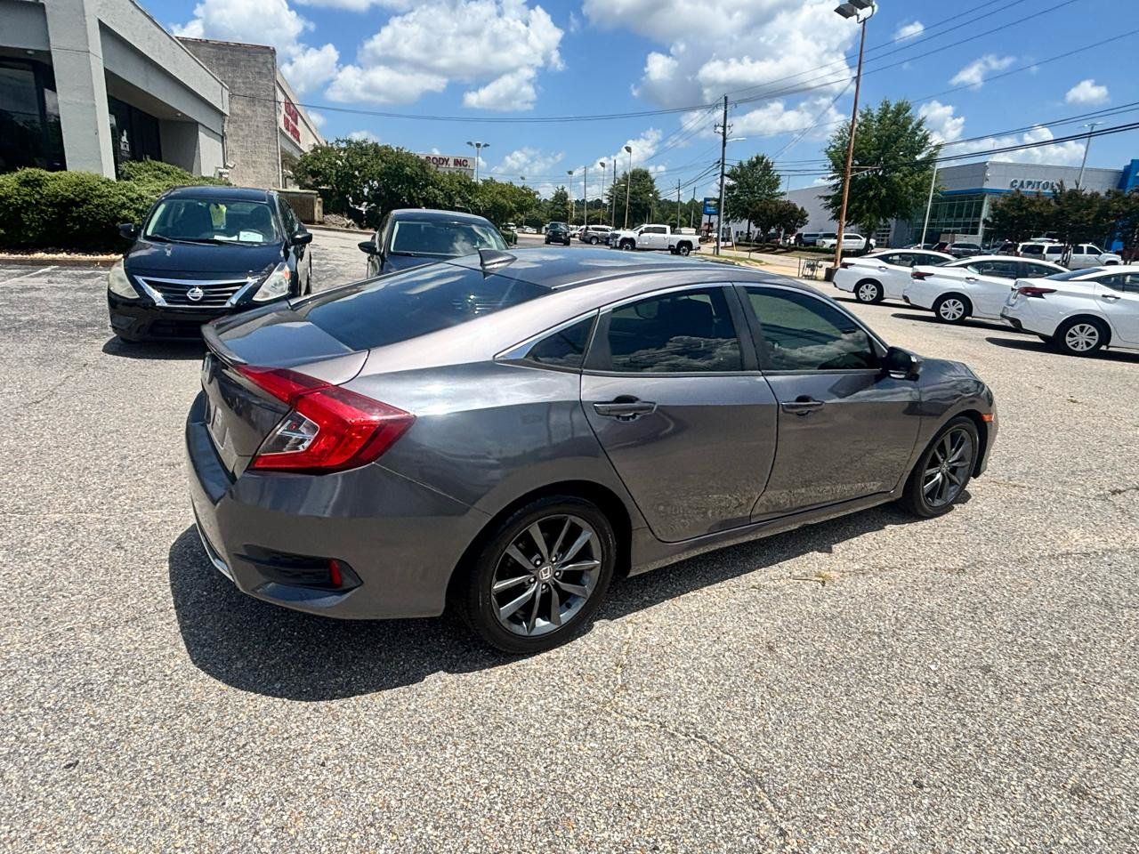 Used 2019 Honda Civic EX image 32