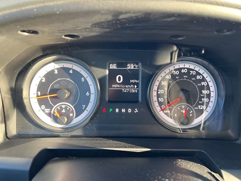 Used 2014 RAM 3500 SLT w/ Protection Group image 22