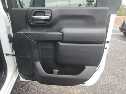 Used 2024 Chevrolet Silverado 3500 W/T image 15