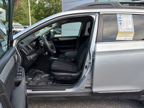 Used 2019 Subaru Outback 2.5i Premium AWD/4WD image 11