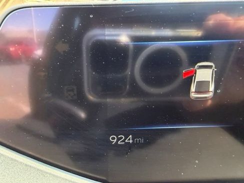 Used 2026 Toyota Prius FWD image 22