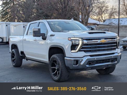 Used 2024 Chevrolet Silverado 3500 LTZ w/ LTZ Convenience Package image 1