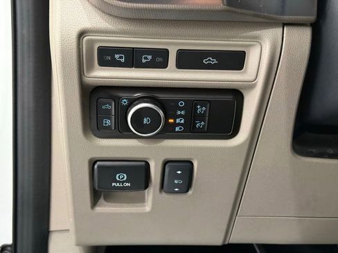 Used 2024 Ford F150 Platinum w/ Equipment Group 703A Plus AWD/4WD image 35