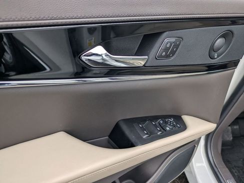 Used 2023 Lincoln Nautilus Reserve w/ Equipment Group 201A image 24