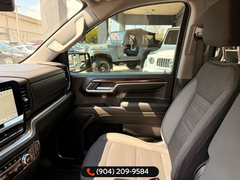 Used 2022 GMC Sierra 1500 Elevation image 24