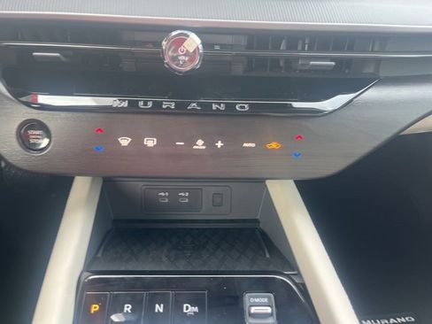 New 2025 Nissan Murano SV image 17