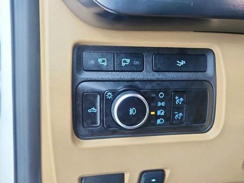 Used 2023 Ford F350 Lariat w/ Tow Technology Package image 37