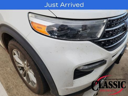 Used 2021 Ford Explorer XLT w/ Equipment Group 202A RWD image 11