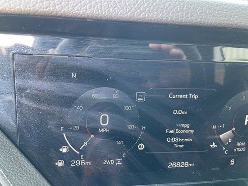 Used 2025 GMC Yukon Denali image 7