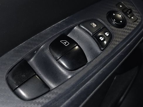 Used 2024 Nissan Sentra S FWD image 27
