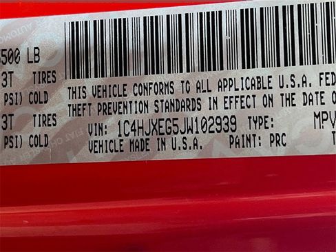 Used 2018 Jeep Wrangler Unlimited Sahara w/ Cold Weather Group image 28