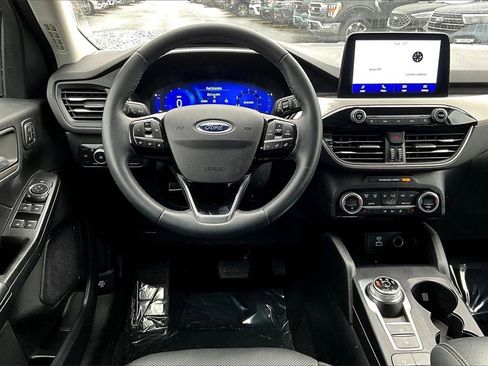 Certified 2021 Ford Escape SEL w/ Technology Package image 5
