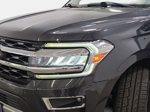 Used 2024 Ford Expedition Limited AWD/4WD image 31