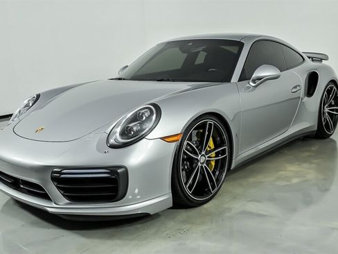 Used 2017 Porsche 911 4 Coupe AWD/4WD image 5