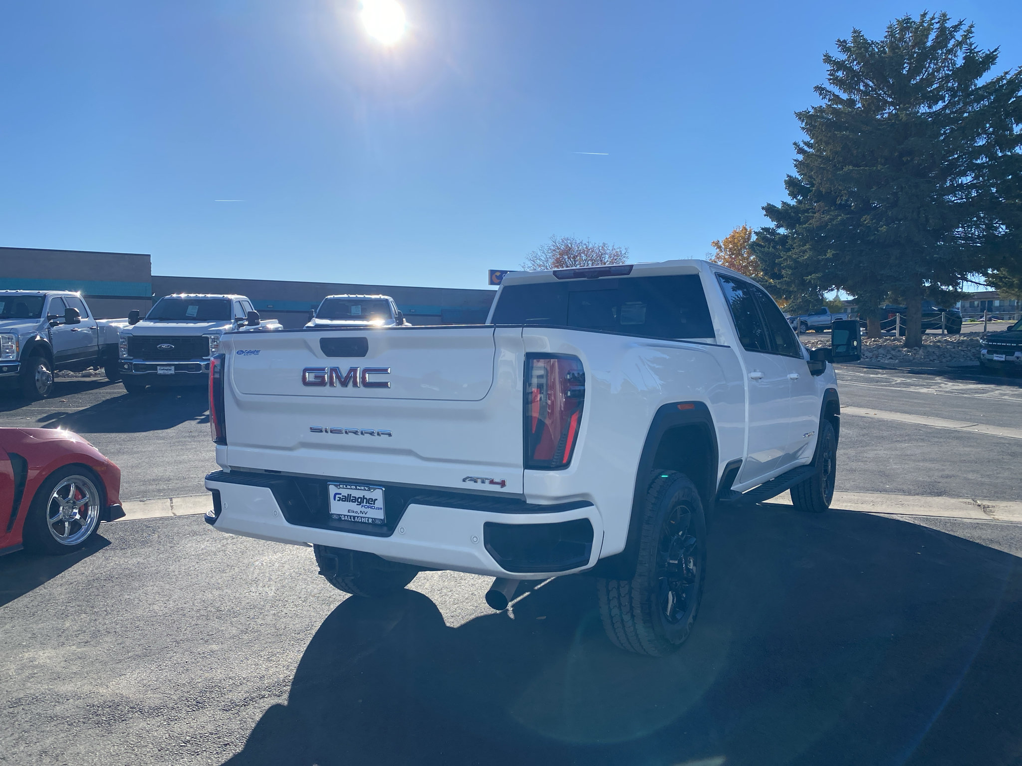 Used 2024 GMC Sierra 2500 AT4 w/ AT4 Premium Plus Package AWD/4WD image 27