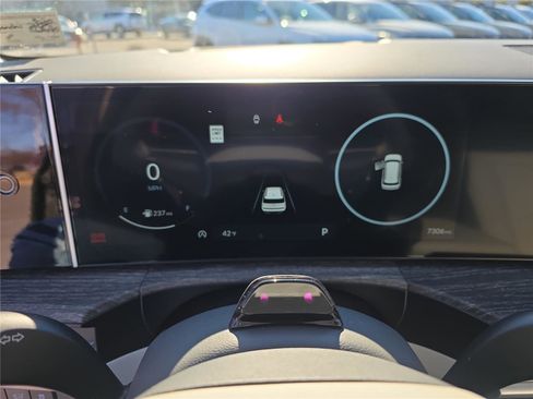 Used 2025 Hyundai Santa Fe Calligraphy image 19